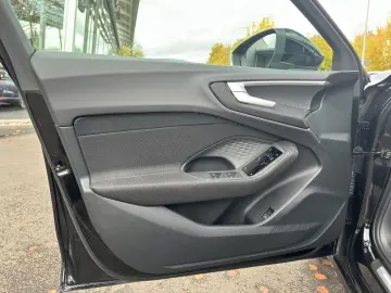 AUDI A5 Limousine TFSI quattro S tronic Fahren Parken