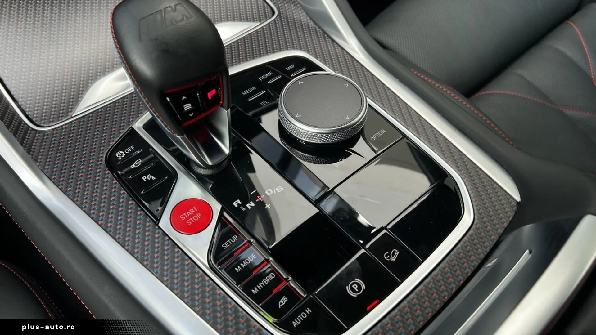 BMW XM Performance  anul 2024  748 CP.