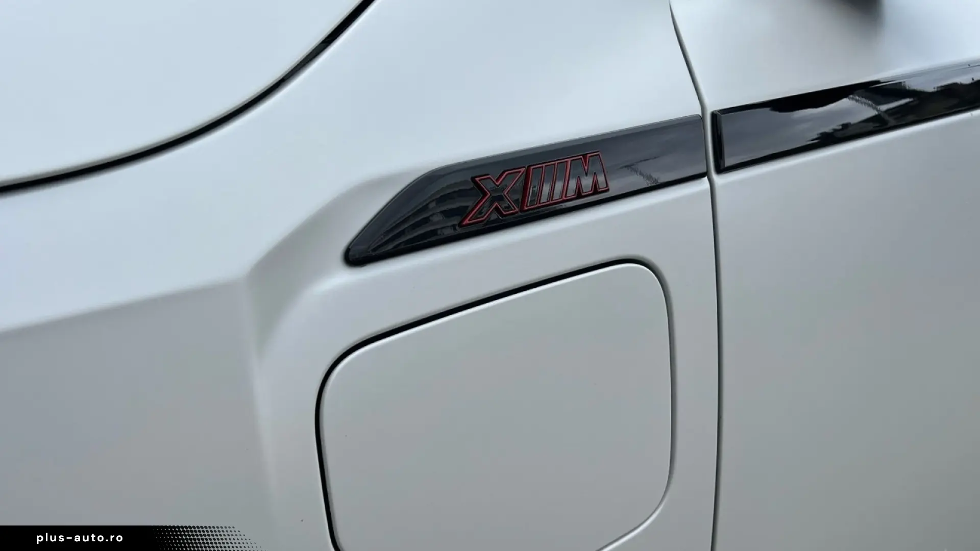 BMW XM Performance  anul 2024  748 CP.