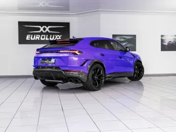 LAMBORGHINI URUS PERFORMANTE FULL Carbon 23