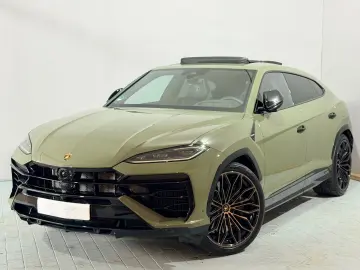 LAMBORGHINI Urus SE VERDE TURBINE LUCIDO PPF B&O 3D 23