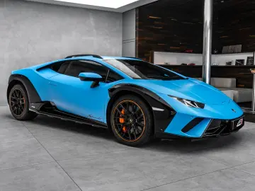 LAMBORGHINI Huracán Sterrato
