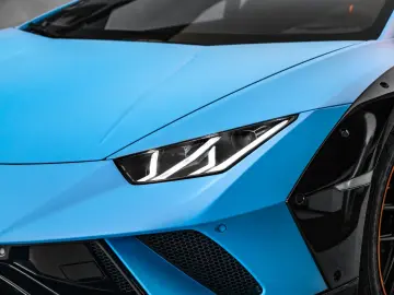 LAMBORGHINI Huracán Sterrato