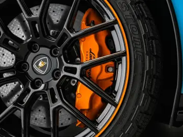 LAMBORGHINI Huracán Sterrato