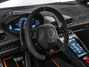 LAMBORGHINI Huracán Sterrato