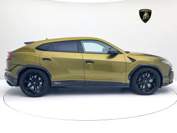 LAMBORGHINI Urus Performante MY24