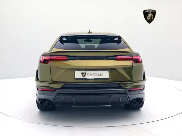LAMBORGHINI Urus Performante MY24