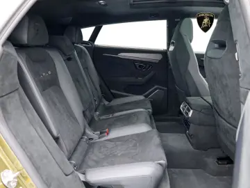 LAMBORGHINI Urus Performante MY24