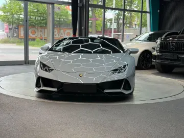 LAMBORGHINI Huracán EVO Spyder