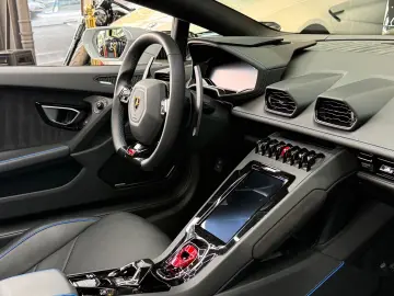 LAMBORGHINI Huracán EVO Spyder