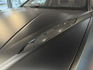 LAMBORGHINI Urus Performante  Matt Lack Panorama B&O 23