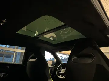LAMBORGHINI Urus Performante  Matt Lack Panorama B&O 23
