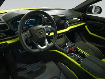 LAMBORGHINI Urus SE   Verde Scandal   Akrapovic   Black Roof