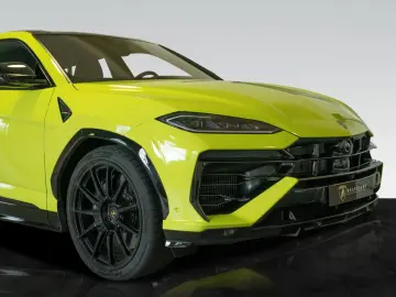 LAMBORGHINI Urus SE   Verde Scandal   Akrapovic   Black Roof