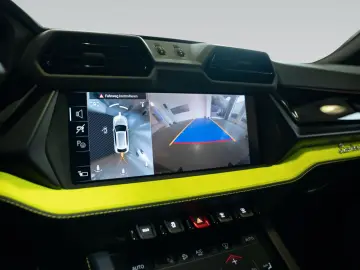 LAMBORGHINI Urus SE   Verde Scandal   Akrapovic   Black Roof