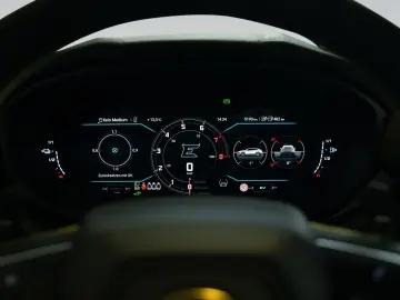 LAMBORGHINI Urus SE   Verde Scandal   Akrapovic   Black Roof
