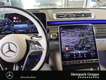 MERCEDES-BENZ Maybach S 580 First-Class Chaffeur HUD…