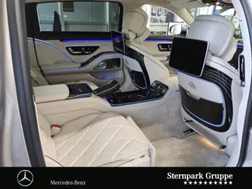 MERCEDES-BENZ Maybach S 580 First-Class Chaffeur HUD…