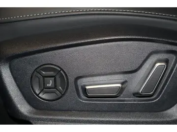 AUDI Q8 50TDI qu SLine B&O Matrix Massage Ventil 360 AuxH