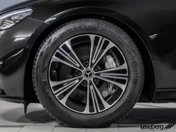 MERCEDES-BENZ E 220 d Avantgarde DIG.LIGHT Airmatic …