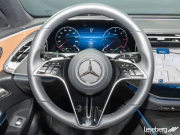 MERCEDES-BENZ E 220 d Avantgarde DIG.LIGHT Airmatic …