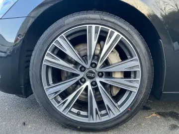 AUDI A6 Limousine 55TFSI quattro S-tronic   Pano  LED