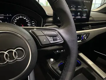 AUDI A5 40 TDI S line  NAVI  B&O  RFK  DAB  20 ZOLL