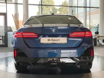 BMW 550e Lim xDr. M-Sport SurrView Sbel HUD AHK ACC