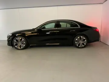 MERCEDES-BENZ E 220 d Limo AVANTGARDE Pano DISTRONIC Keyless