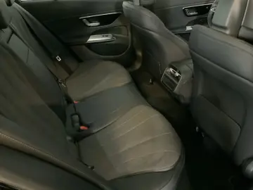MERCEDES-BENZ E 220 d Limo AVANTGARDE Pano DISTRONIC Keyless