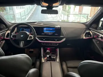 BMW XM 50e MSpo Massage Ventil 360