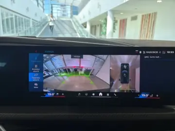 BMW XM 50e MSpo Massage Ventil 360