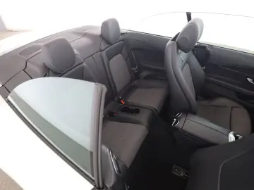 MERCEDES-BENZ C 220 d 4M Cabrio Comand Kamera LED Me…