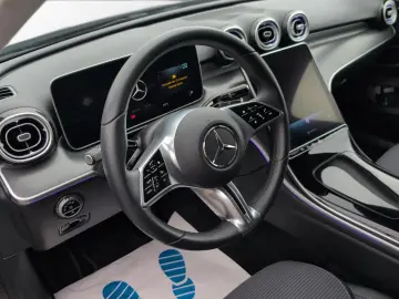 MERCEDES-BENZ C 220d Avantgarde STANDHE. LEDER SOUND…
