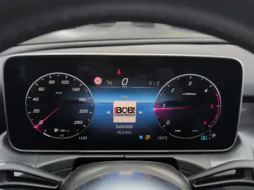 MERCEDES-BENZ C 220d Avantgarde STANDHE. LEDER SOUND…