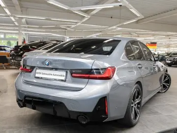 BMW 320d M Sport ACC AHK RFK NAVI LED Sound Syst.