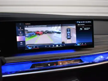 BMW 760i xDrive Bowers&Wilkins Pano 360  LED HeadUP