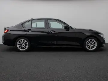 BMW 318i DAB PDC Widscreen Geschwindigkeitsreg LED