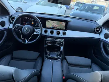 MERCEDES-BENZ E 200 Lim.Avantgarde Night-Paket Media-Display