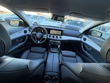 MERCEDES-BENZ E 200 Lim.Avantgarde Night-Paket Media-Display