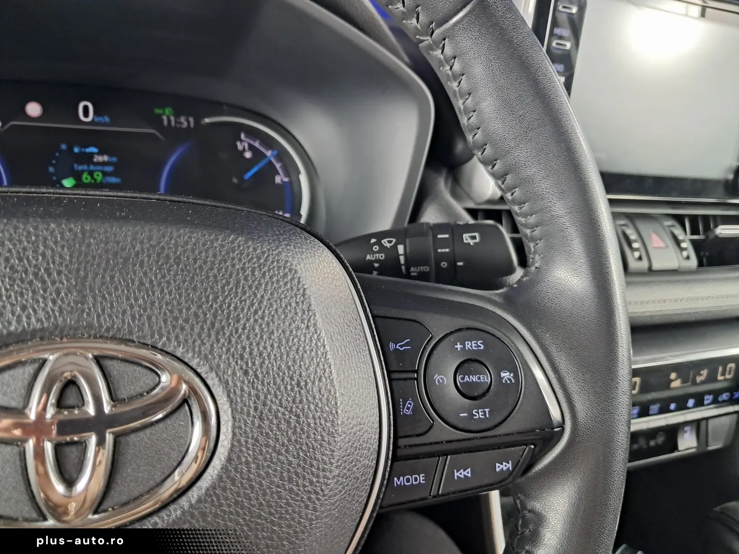 TOYOTA RAV 4 DYNAMIC HYBRID HSD E-CVT