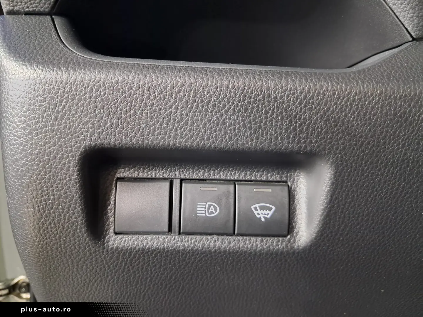 TOYOTA RAV 4 DYNAMIC HYBRID HSD E-CVT