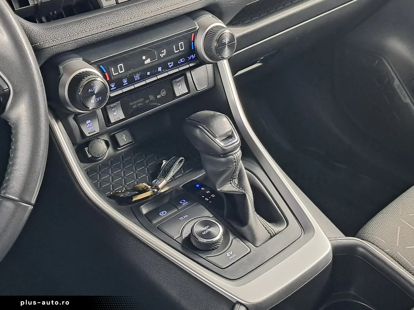 TOYOTA RAV 4 DYNAMIC HYBRID HSD E-CVT
