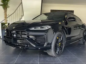 Lamborghini Urus SE MASSAGE 23  STYLE PACK