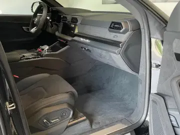 Lamborghini Urus SE MASSAGE 23  STYLE PACK
