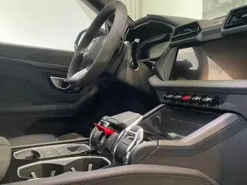 Lamborghini Urus SE MASSAGE 23  STYLE PACK