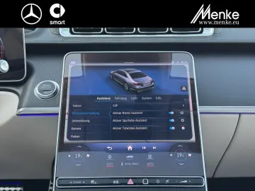 MERCEDES-BENZ S 500 4M AMG Night Pano 20er HALenkg 4…
