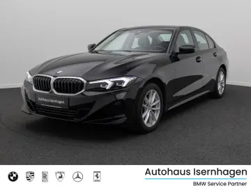 BMW 318i  Widscreen PDC GeschwindigReg DAB Cockpit