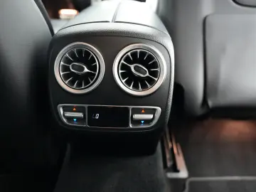 MERCEDES-BENZ E 450 Cabrio AMG BURMESTER HUD AMBIENT…