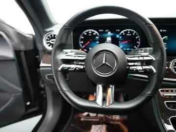 MERCEDES-BENZ E 450 Cabrio AMG BURMESTER HUD AMBIENT…